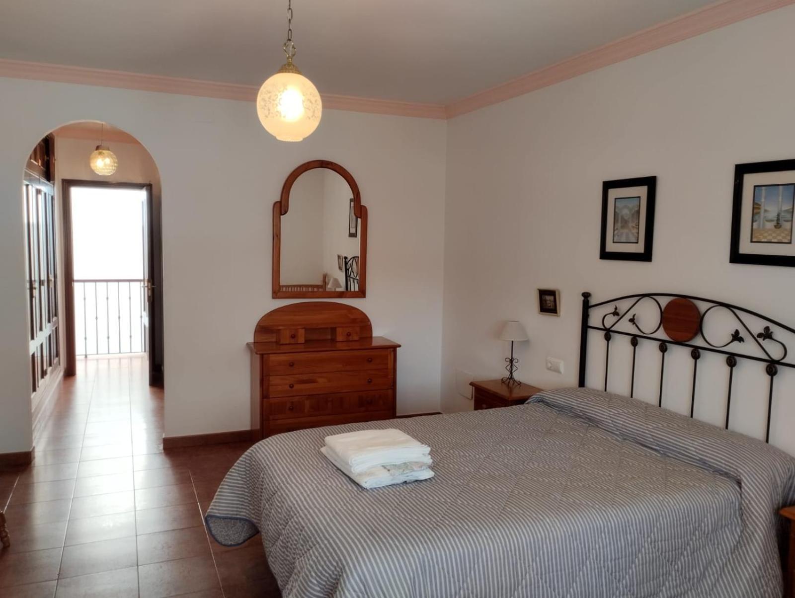 Villa Remedios Cuevas del Becerro Екстериор снимка