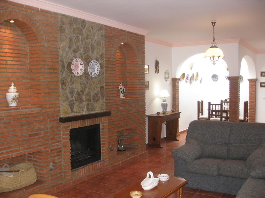 Villa Remedios Cuevas del Becerro Стая снимка
