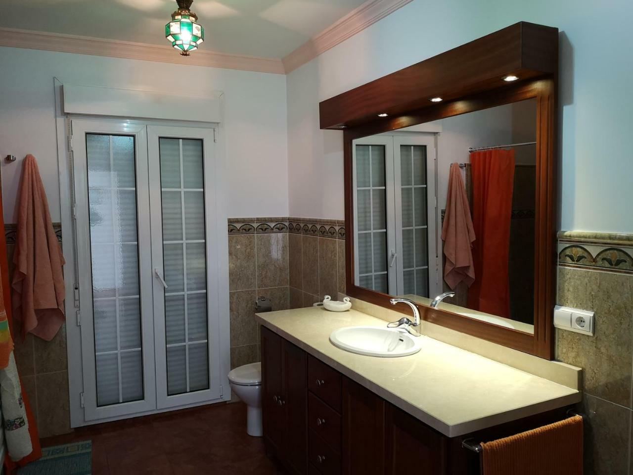 Villa Remedios Cuevas del Becerro Екстериор снимка